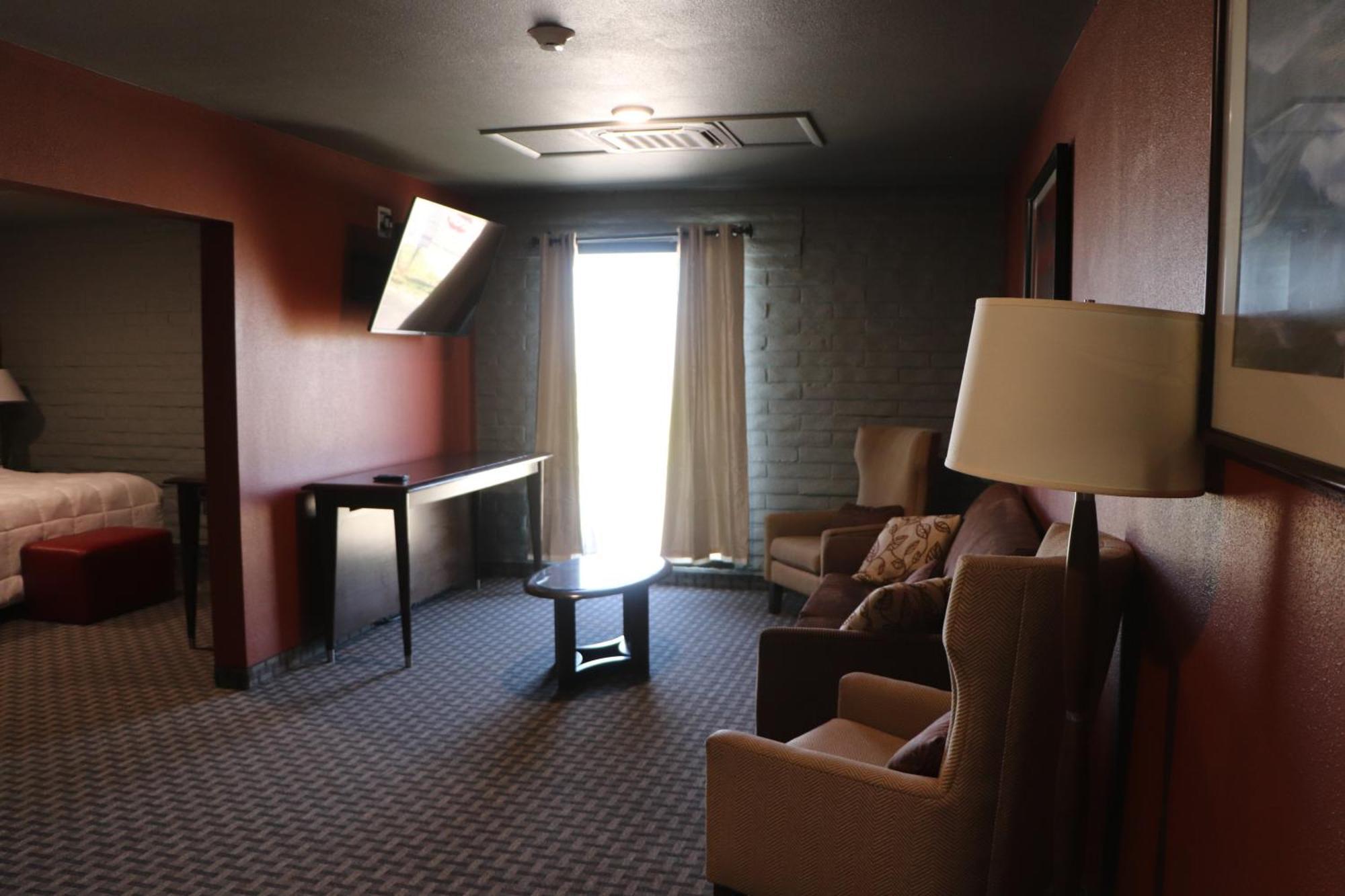 Historic Cow Palace Inn Lamar ภายนอก รูปภาพ